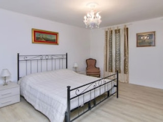 CA ALBERTO APARTMENTS 1