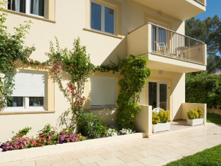 Cabot Tres Torres Apartamentos