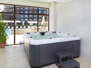 PARASOL HOTEL OLD TOWN CHIANG MAI BY COMPASS HOSPITALITY