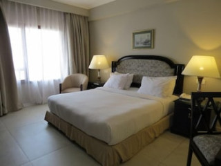 CAIRO WORLD TRADE CENTER RESIDENCE