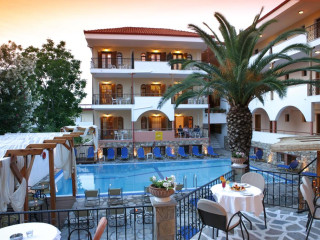 Mambo Ocean Resort