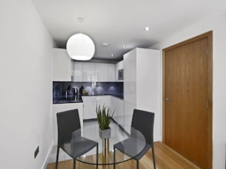 CAMBRIC BY Q APARTMENTS