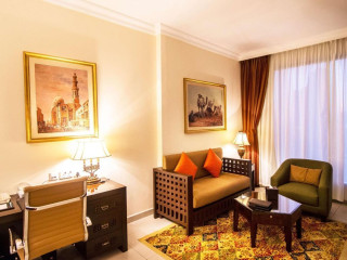 Mercure Dubai Barsha Heights Hotel Apartments