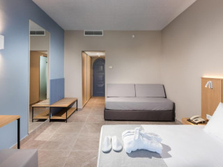 Aeolos Beach Hotel