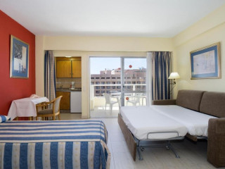 Aparthotel Pyr Fuengirola
