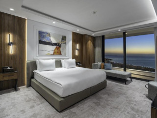 Grand Sapphire Resort