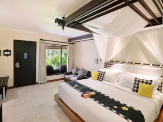 Legian Beach Hotel
