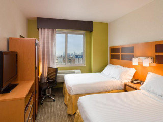 Holiday Inn Express New York City Times Square