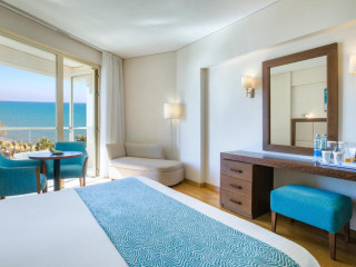 Golden Bay