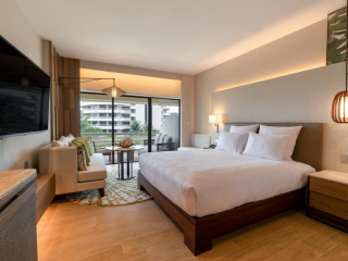 Pullman Phuket Karon Beach Resort