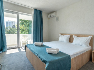 MERA HOLIDAY RESORT 3* (Anca - Irina) cm