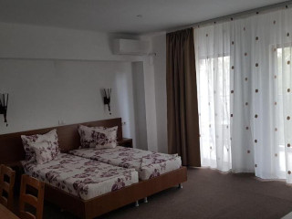 MIOARA cm Camere de inchiriat