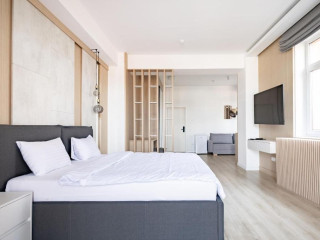 . Piccolo Mondo by Citybookings