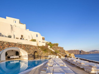 Canaves Oia Suites