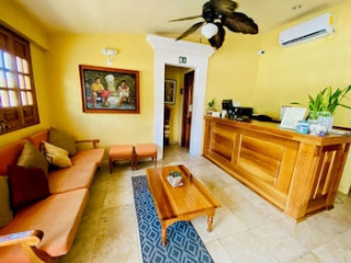 CANCUN INTERNATIONAL SUITES