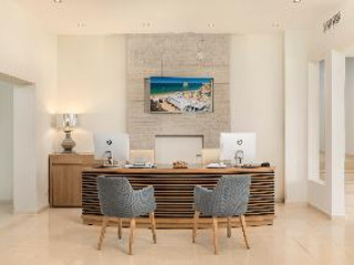 Caneiros Luxury House & Suites