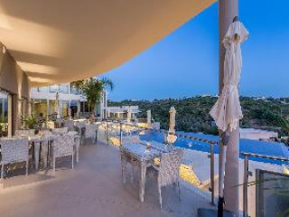 Caneiros Luxury House & Suites