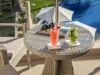 Caneiros Luxury House & Suites