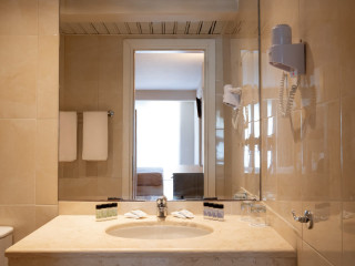 Canvas by Mitsis Messonghi