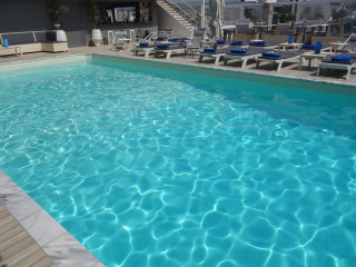Capsis Hotel