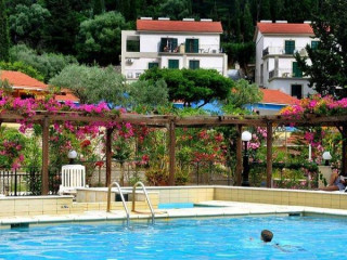 Captain Yiannis Hotel