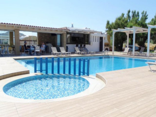 Captain's Beach Apartments