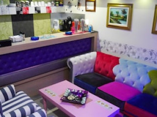 CAPTAIN'S BEACH APARTMENTS