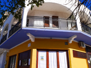 Captain's Beach Apartments