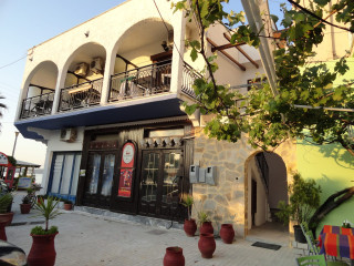 Captain's Beach Boutique Apartments