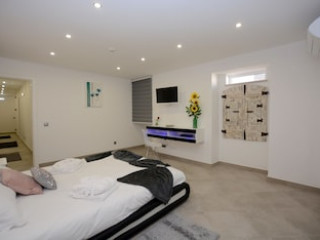Carvoeiro B&B and SPA