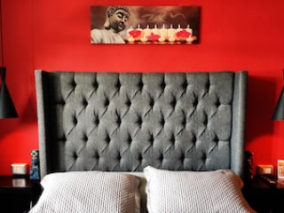 CASA BLANCA BOUTIQUE AND ORGANIC