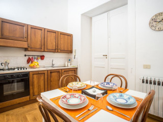CASA NAPOLETANA - SAN DOMENICO