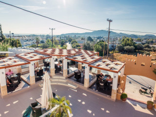 Castello Di Cavalieri Suites