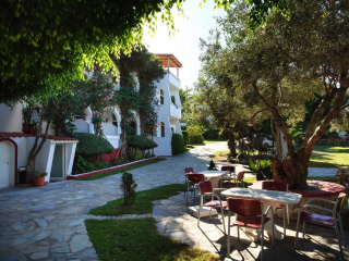 CASTELLO VERDE STUDIOS
