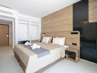 CASTELLUM SUITES