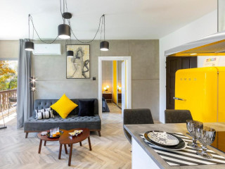 Castle Holiday Apartments