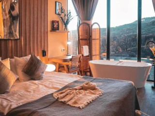 . Moon VALLEY Casute tip camping