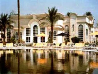 CATARACT PYRAMIDS RESORT