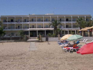 Cavomarina Beach Hotel