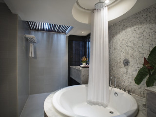 Centara Villas Phuket and cliff restaurant