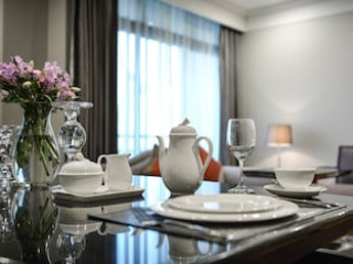 CENTRE POINT CHIDLOM (SHA)