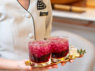 Centre Point Plus Hotel Silom