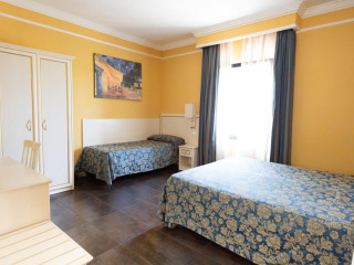 Cervara Park Hotel
