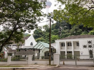 CEYLONZ SUITE BY FIVE SENSES