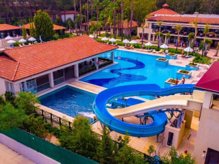 Champion Holiday Village