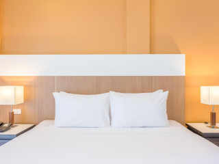 Chanalai Hillside Resort, Karon Beach