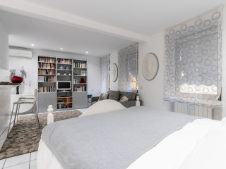 CHARME AND SUITE POR SANTA MARIA