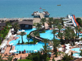 Charmillion Club Aqua Park