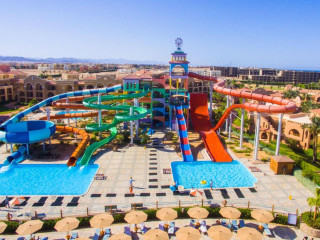 CHARMILLION GARDENS AQUA PARK