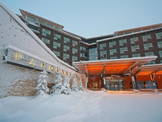 Charter Laponia - Levi Panorama Hotel